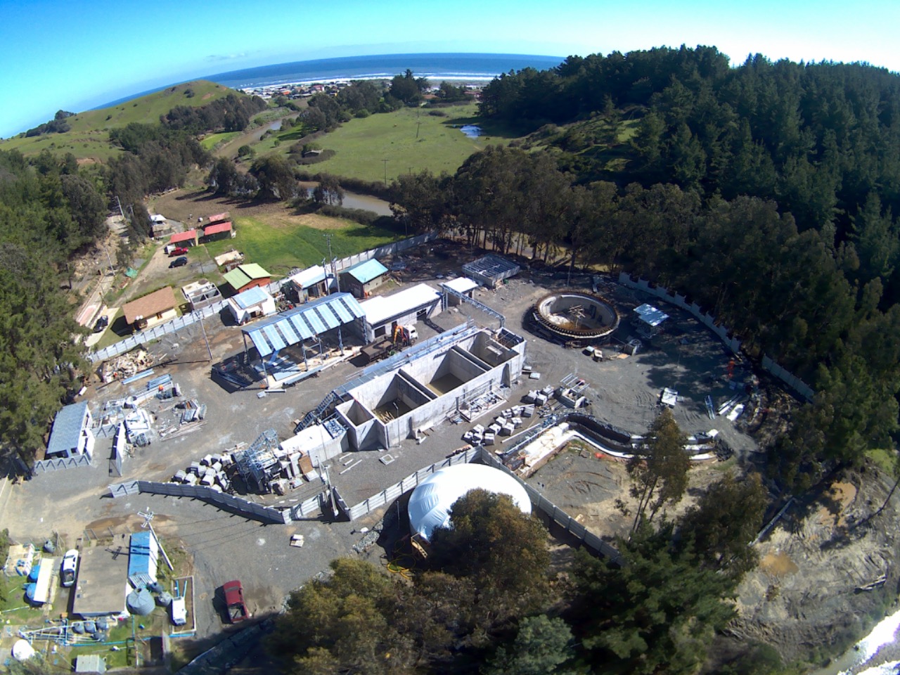 Vista aérea de una obra sanitaria inspeccionada por Ingegroup en la zona centro-sur de Chile